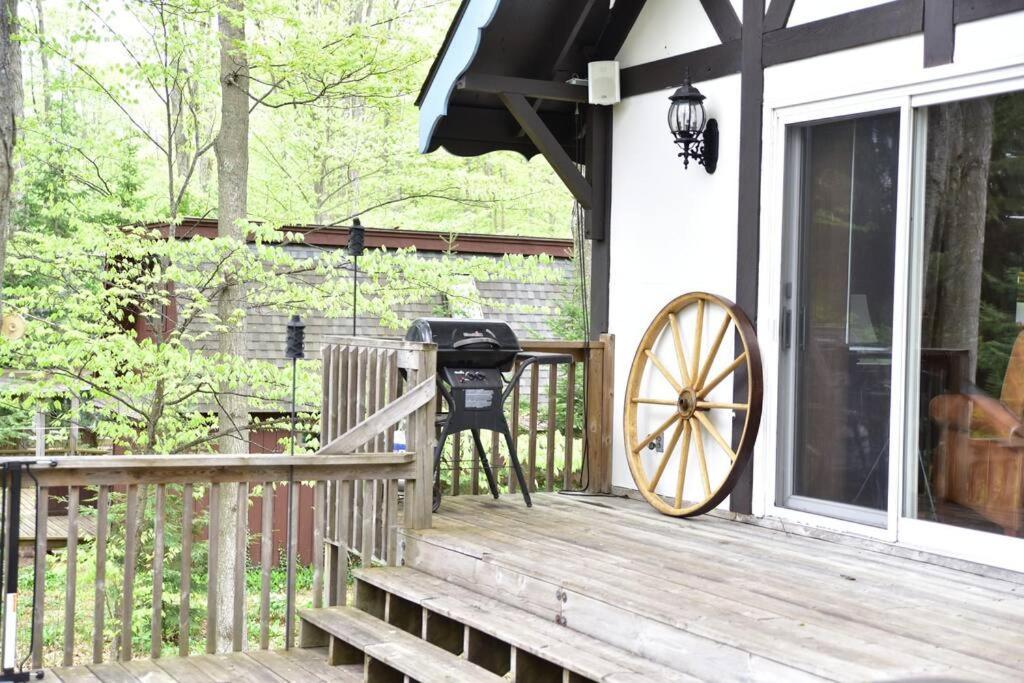 Quiet And Comfy 3Bed/2Bath - Chalet With Hot Tub. Cedar ภายนอก รูปภาพ