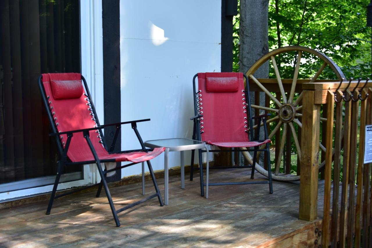 Quiet And Comfy 3Bed/2Bath - Chalet With Hot Tub. Cedar ภายนอก รูปภาพ